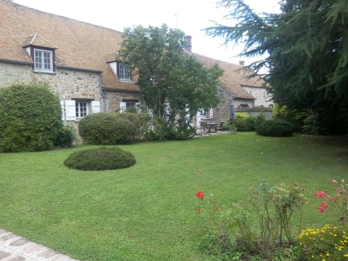 Appartement Domaine des Trois chateaux à Moisenay Extérieur photo